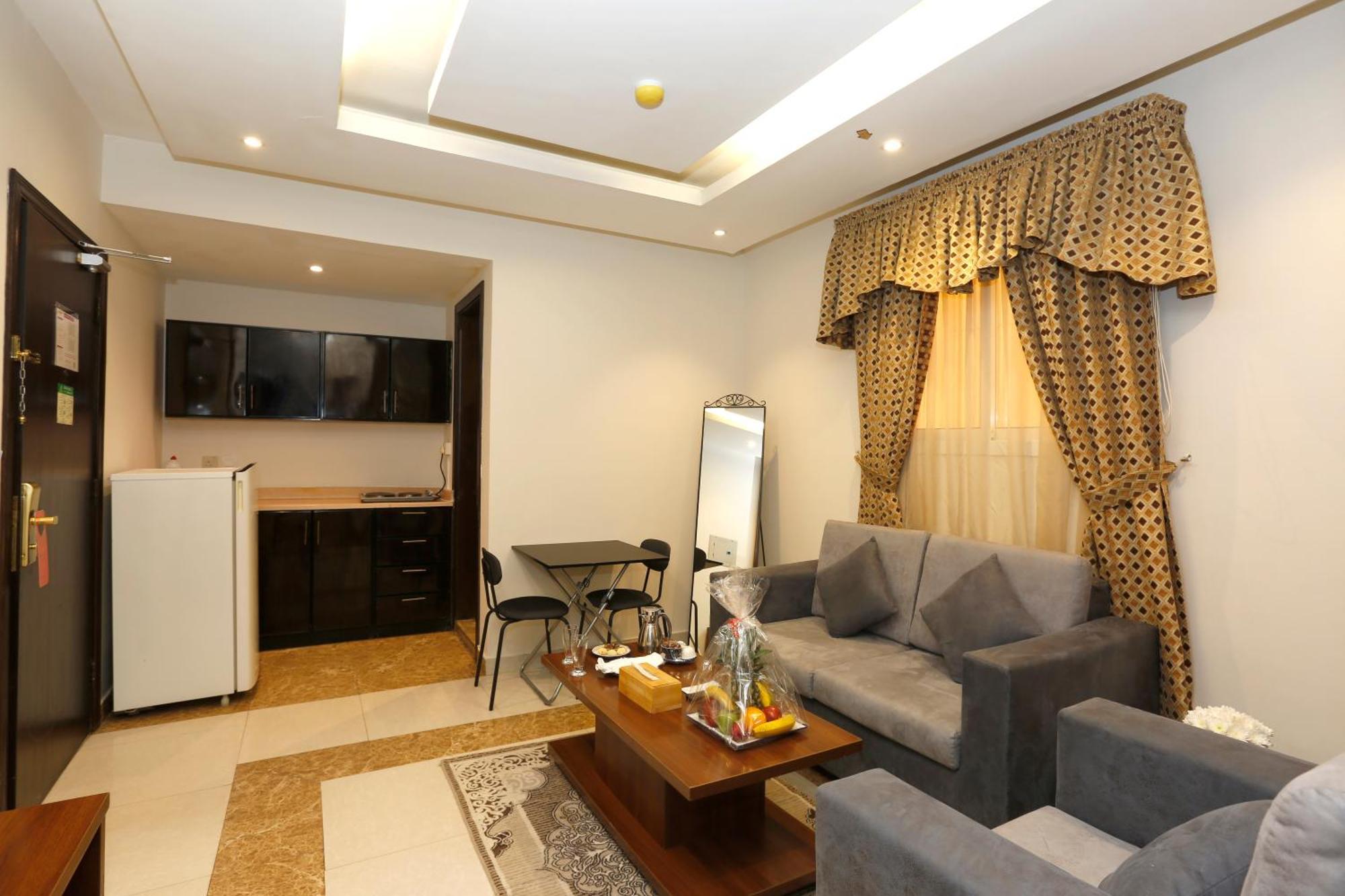 Hotelier Suites By Cantonal Riaad Buitenkant foto