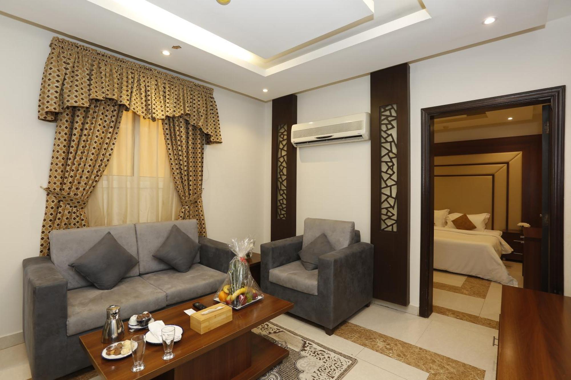 Hotelier Suites By Cantonal Riaad Buitenkant foto