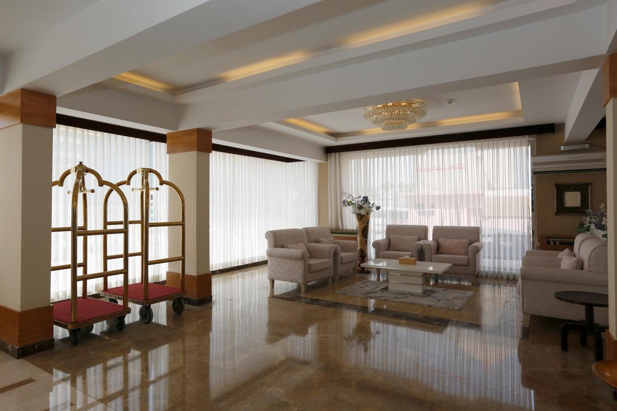 Hotelier Suites By Cantonal Riaad Buitenkant foto