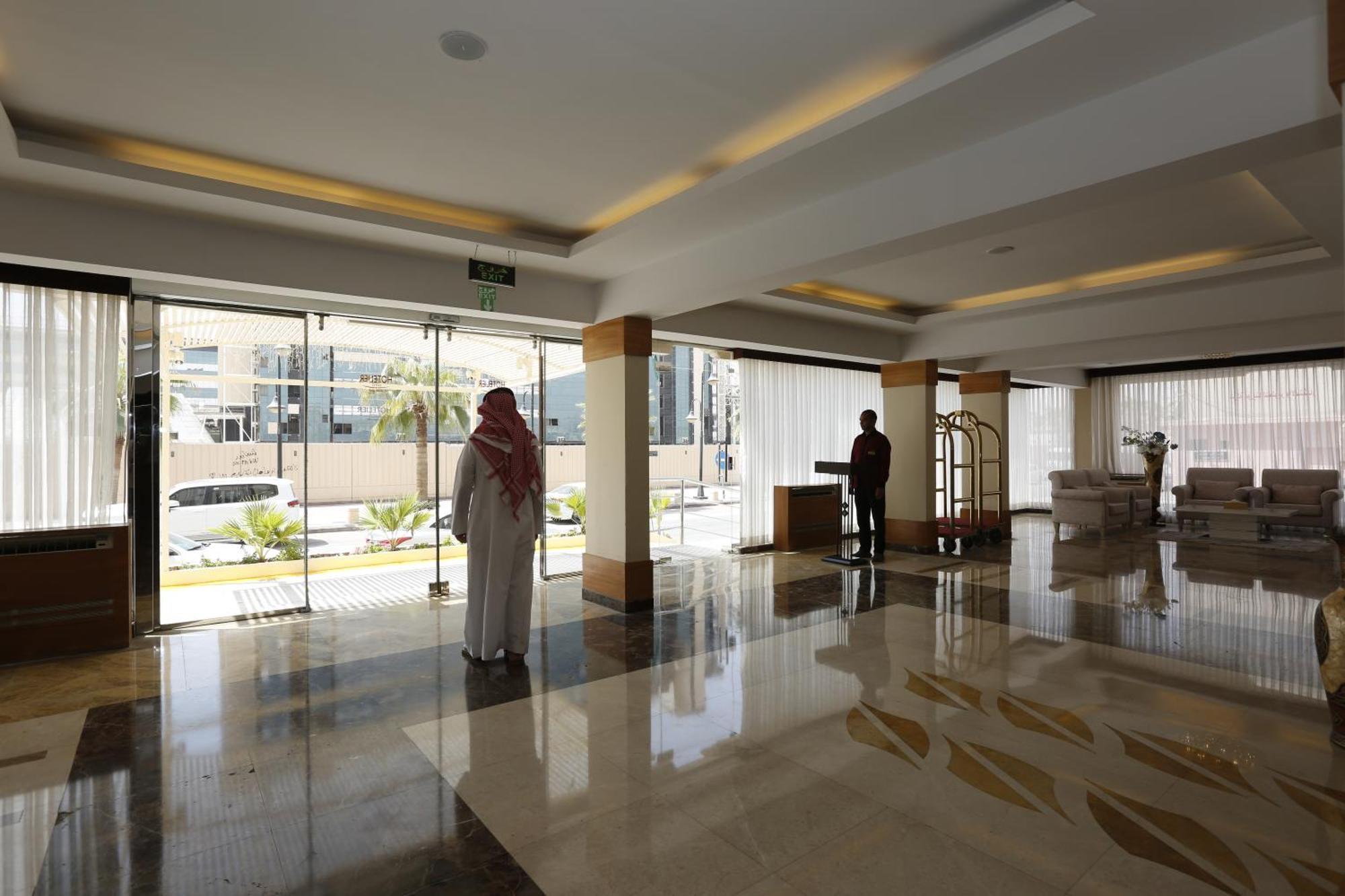 Hotelier Suites By Cantonal Riaad Buitenkant foto